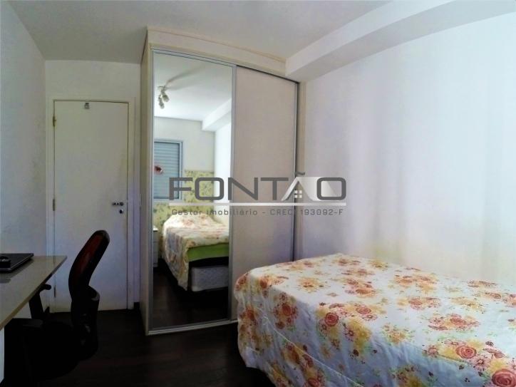 Apartamento à venda com 2 quartos, 56m² - Foto 11