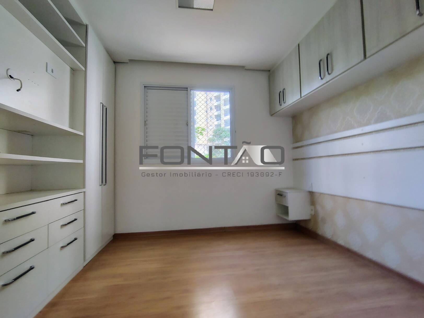 Apartamento à venda com 2 quartos, 67m² - Foto 9